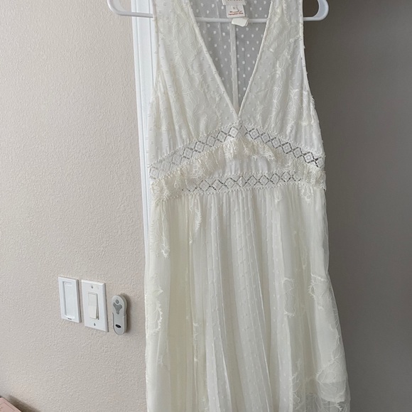 Babette Lace Inset Party Dress from Anthropology. - Picture 5 of 8